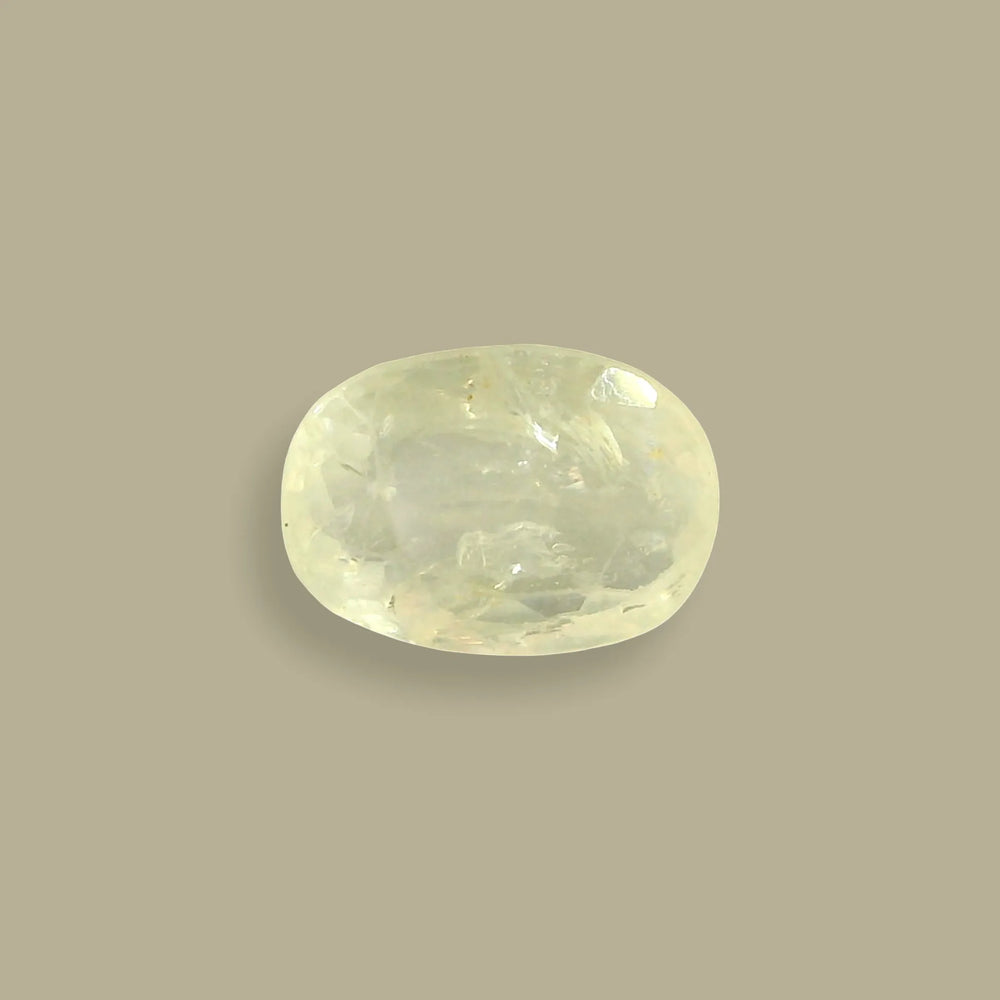 Sri Lankan Yellow Sapphire (Pukhraj) 3.4 Carat / 3.78 Ratti, Unheated and Untreated – No indications of treatment observed – top view
