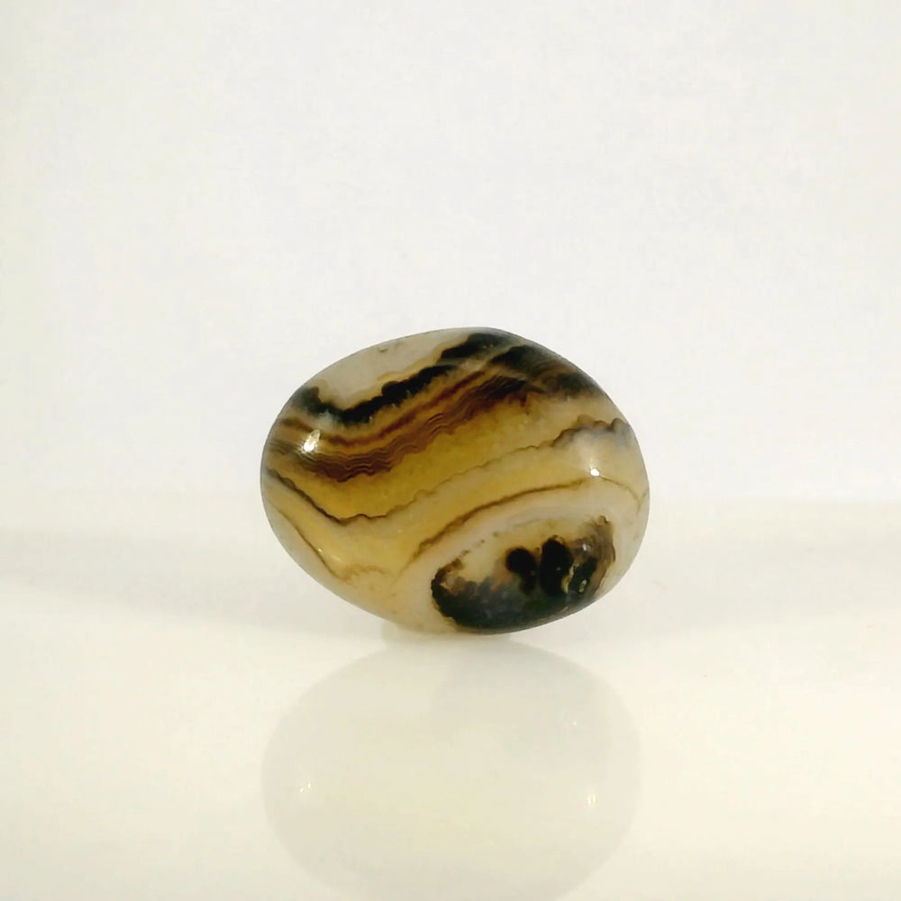 Indian Agate 6.78 Carat / 7.54 Ratti, Unheated and Untreated – No indications of treatment observed – front view
