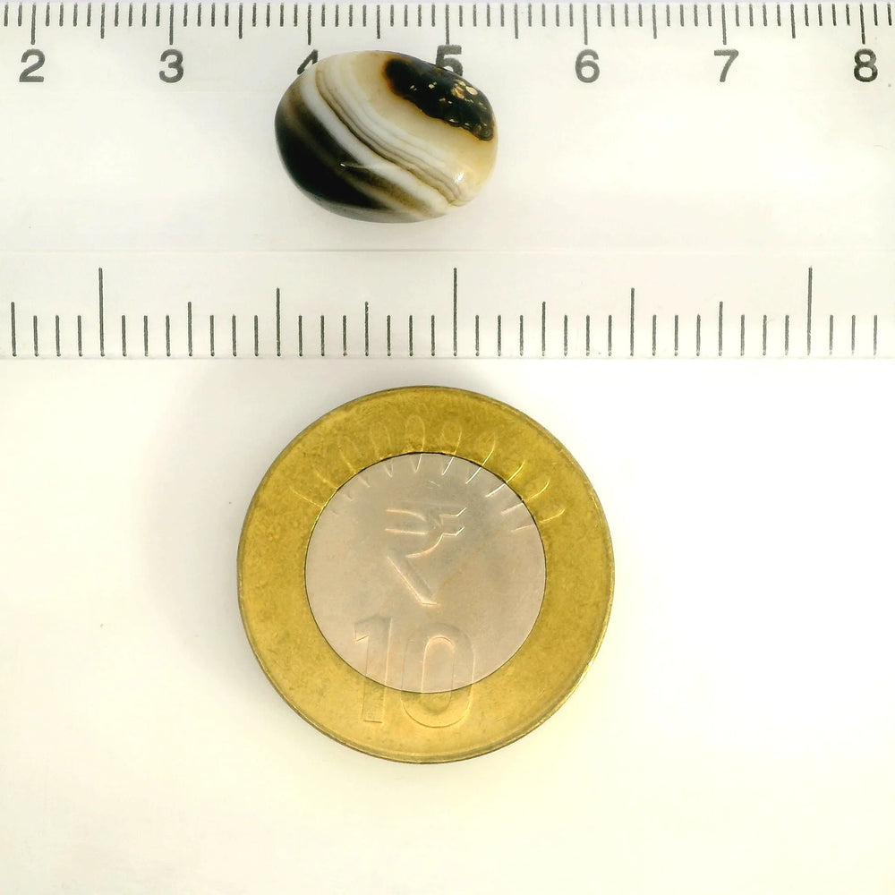 Indian Agate 10.03 Carat / 11.15 Ratti, Unheated and Untreated – No indications of treatment observed – shown against scale for size