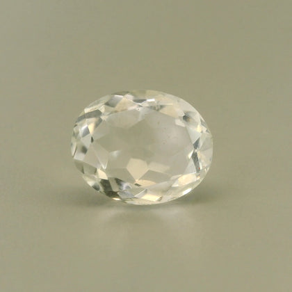 Indian Sphatik (Rock Crystal) 6.89 Carat / 7.66 Ratti, Unheated and Untreated – No indications of treatment observed – front view
