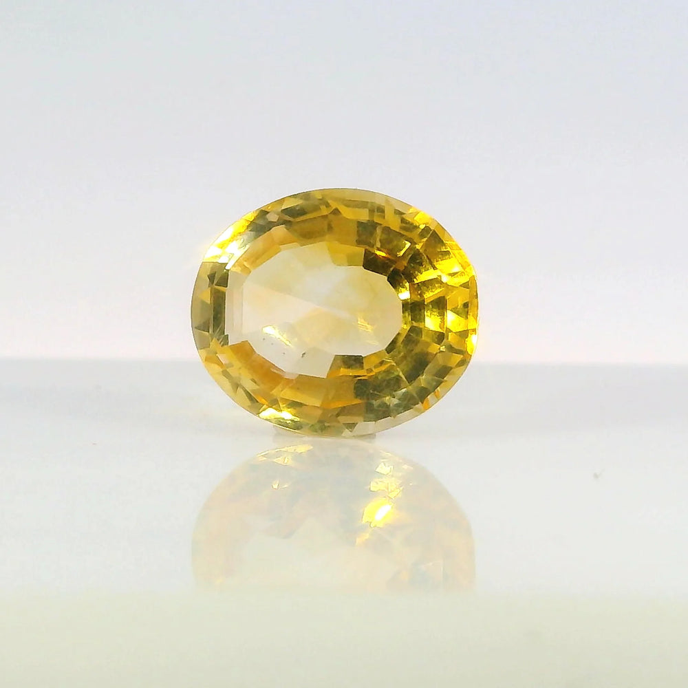 Brazilian Citrine 7.61 Carat / 8.46 Ratti, Unheated and Untreated – No indications of treatment observed – front view