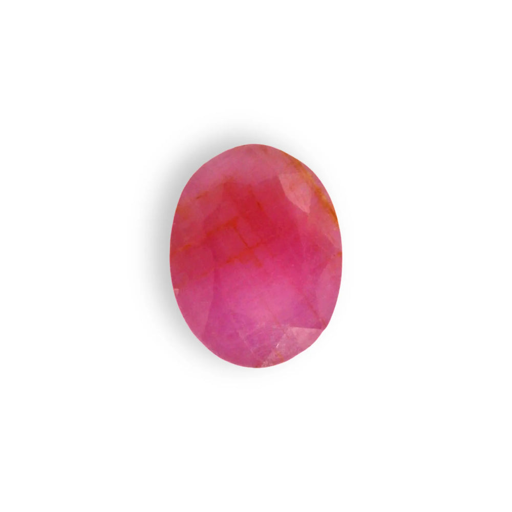 African Ruby (Manik) 3.23 Carat / 3.59 Ratti, Unheated and Untreated – No indications of treatment observed – top view