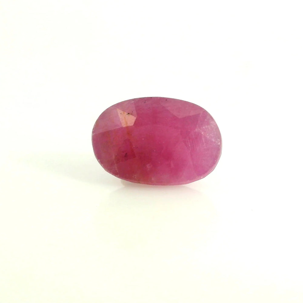 African Ruby (Manik) 5.02 Carat / 5.58 Ratti, Unheated and Untreated – No indications of treatment observed – front view