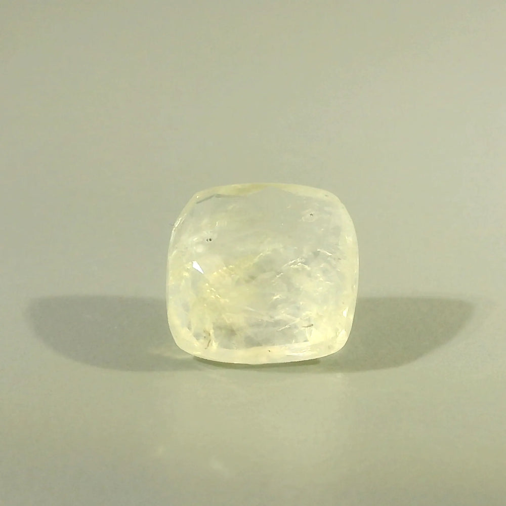 Sri Lankan Yellow Sapphire (Pukhraj) 4.5 Carat / 5.0 Ratti, Unheated and Untreated – No indications of treatment observed – back view