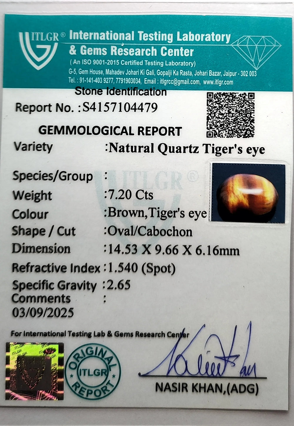 Indian Tiger Eye 7.2 Carat / 8.0 Ratti, Unheated and Untreated – No indications of treatment observed – ITLGR certificate no. 104479