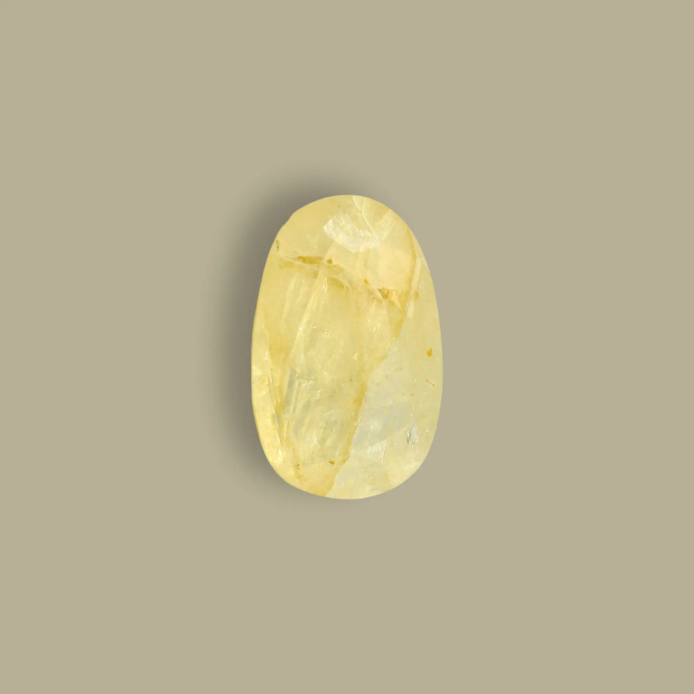Yellow Sapphire (Pukhraj) 6.2 Carat / 6.89 Ratti, Unheated and Untreated – No indications of treatment observed – top view
