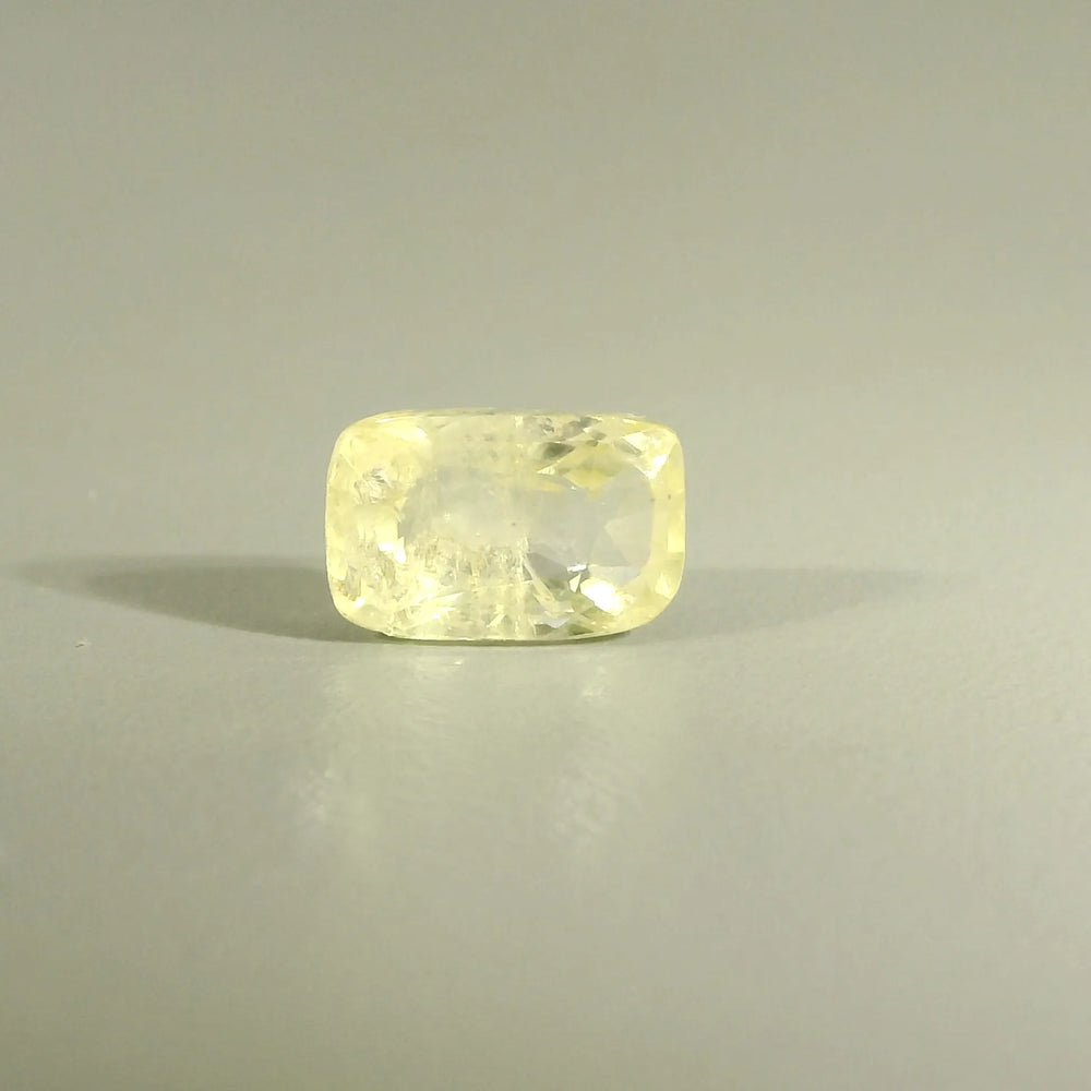 Sri Lankan Yellow Sapphire (Pukhraj) 2.85 Carat / 3.17 Ratti, Unheated and Untreated – No indications of treatment observed – front view