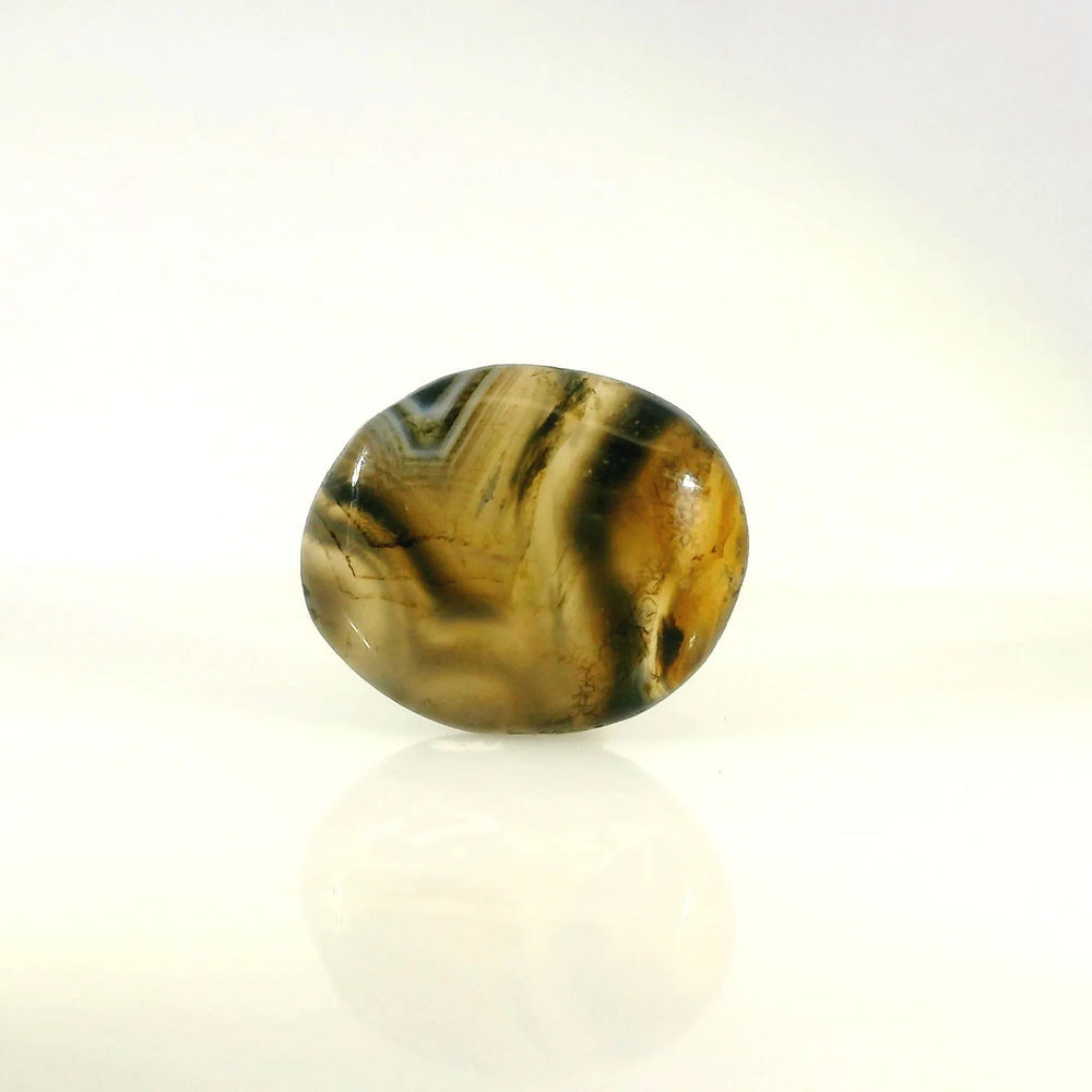Indian Agate 6.8 Carat / 7.56 Ratti, Unheated and Untreated – No indications of treatment observed – front view