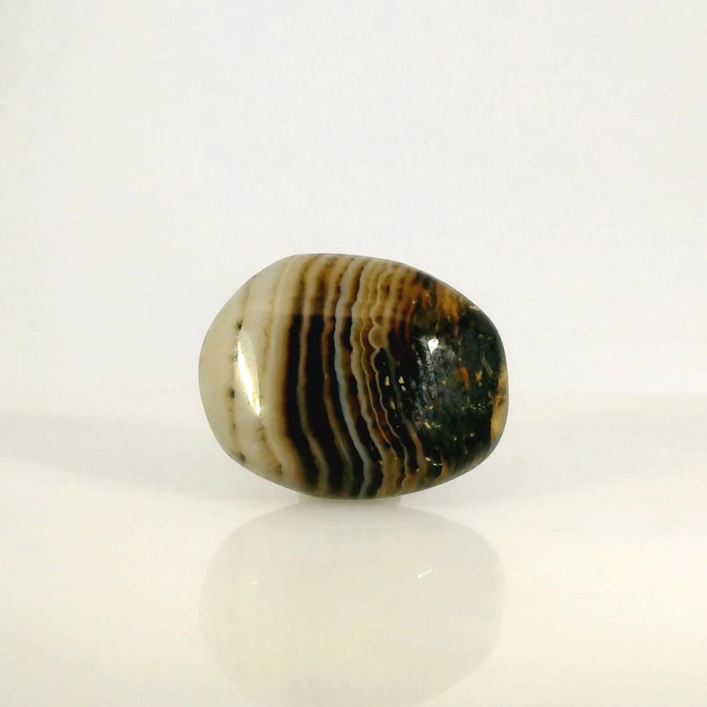 Indian Agate 7.16 Carat / 7.96 Ratti, Unheated and Untreated – No indications of treatment observed – front view