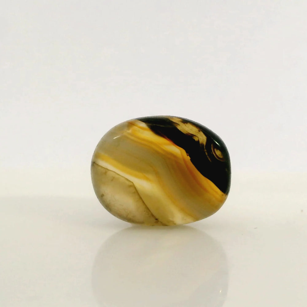 Indian Agate 8.31 Carat / 9.24 Ratti, Unheated and Untreated – No indications of treatment observed – back view