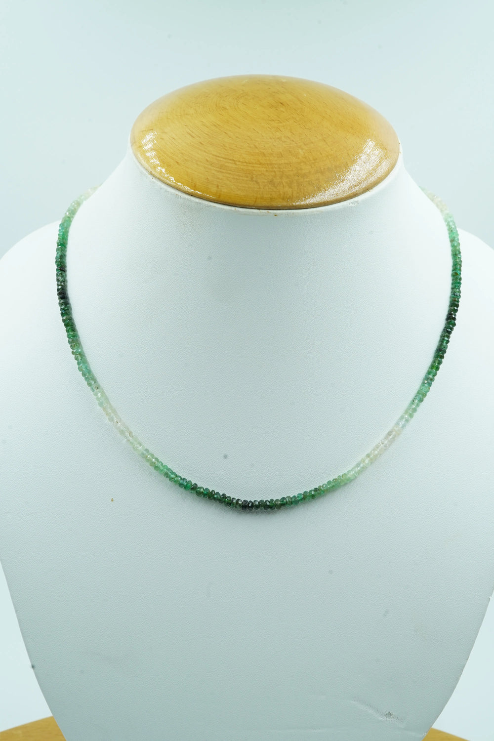Brazil Emerald 2.5mm Shaded Strand