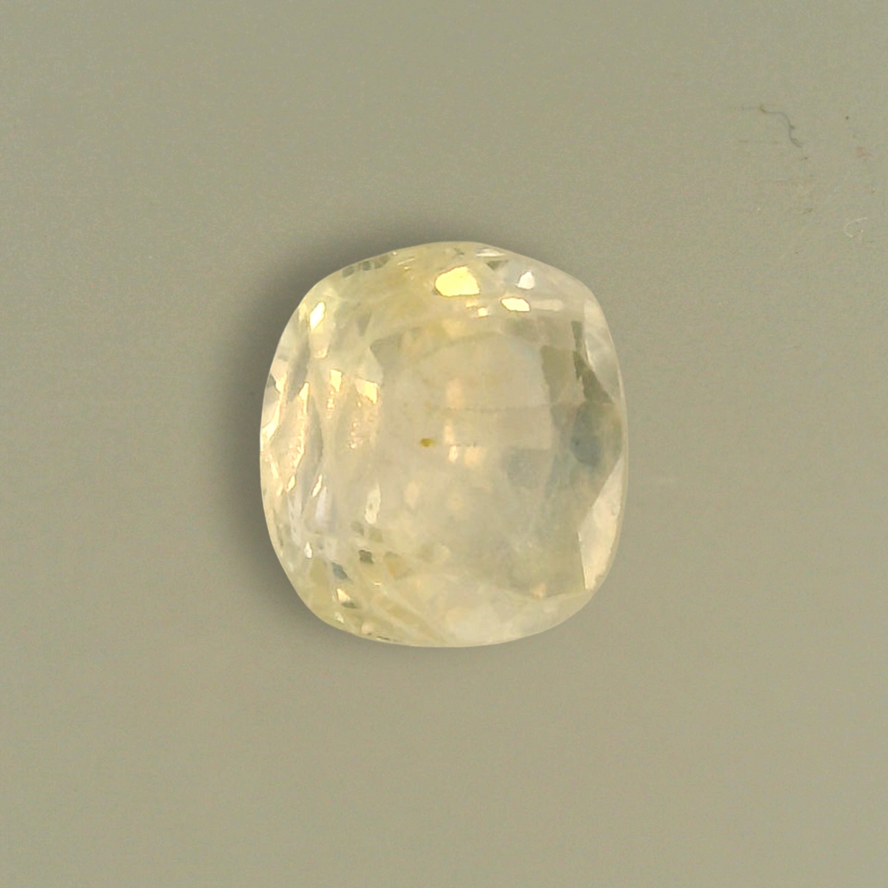 Sri Lankan Yellow Sapphire (Pukhraj) 1.82 Carat / 2.03 Ratti, Unheated and Untreated – No indications of treatment observed – top view