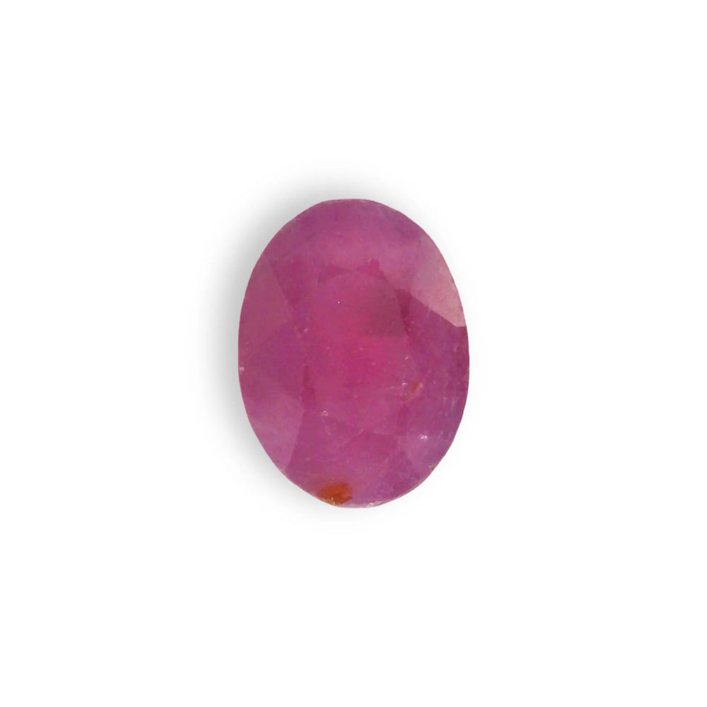African Ruby (Manik) 3.77 Carat / 4.19 Ratti, Unheated and Untreated – No indications of treatment observed – top view