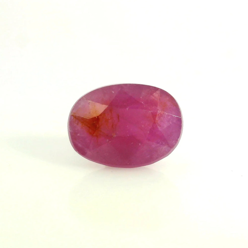 African Ruby (Manik) 5.43 Carat / 6.04 Ratti, Unheated and Untreated – No indications of treatment observed – front view