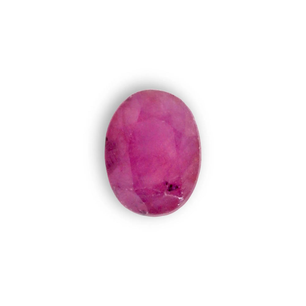 African Ruby (Manik) 4.87 Carat / 5.42 Ratti, Unheated and Untreated – No indications of treatment observed – top view