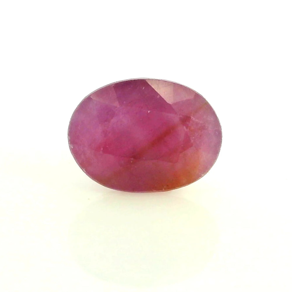 African Ruby (Manik) 4.22 Carat / 4.69 Ratti, Unheated and Untreated – No indications of treatment observed – front view