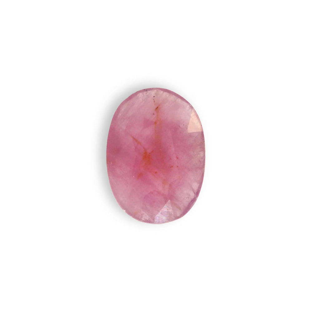 African Ruby (Manik) 4.34 Carat / 4.83 Ratti, Unheated and Untreated – No indications of treatment observed – top view