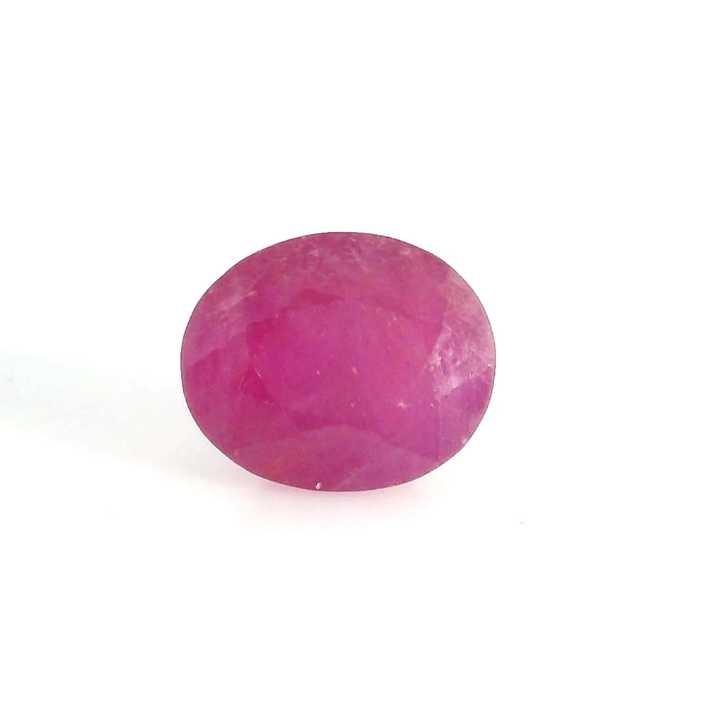 African Ruby (Manik) 4.43 Carat / 4.93 Ratti, Unheated and Untreated – No indications of treatment observed – front view