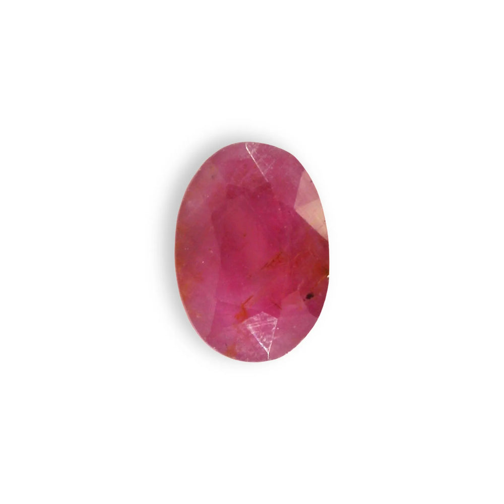 African Ruby (Manik) 4.45 Carat / 4.95 Ratti, Unheated and Untreated – No indications of treatment observed – top view