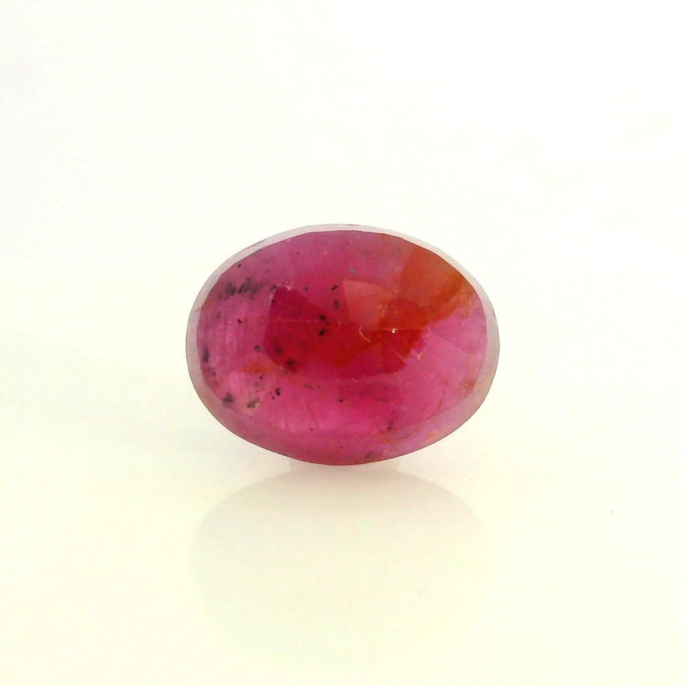 African Ruby (Manik) 4.46 Carat / 4.96 Ratti, Unheated and Untreated – No indications of treatment observed – back view