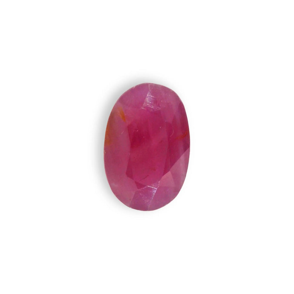African Ruby (Manik) 4.72 Carat / 5.25 Ratti, Unheated and Untreated – No indications of treatment observed – top view